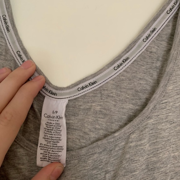 Calvin Klein muscle T - Picture 2 of 2